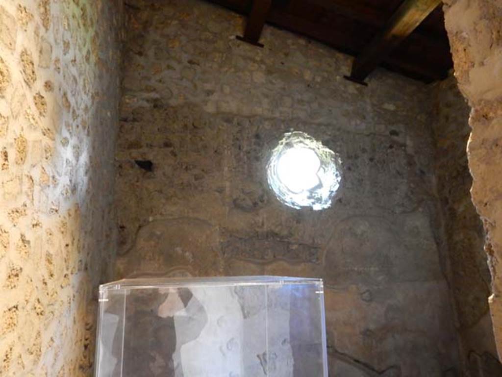 II.9.5, Pompeii, May 2018. Room 7, looking east in room in south-east corner of peristyle. Photo courtesy of Buzz Ferebee.