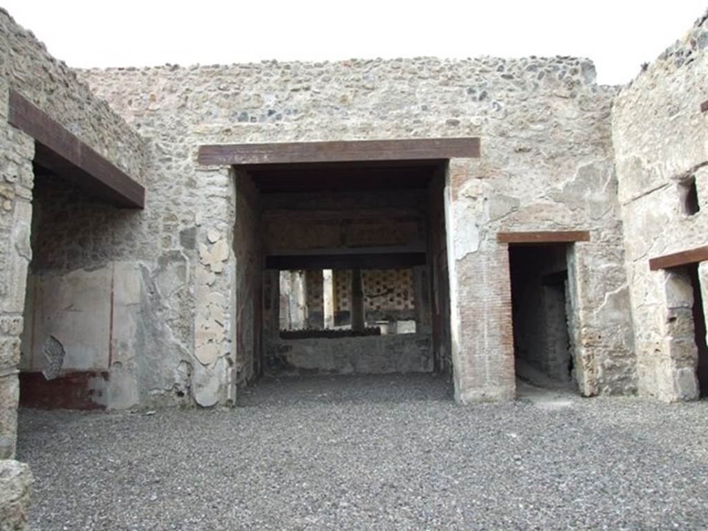 III.2.1 Pompeii.  March 2009.  Room 1.  Atrium.  Looking north to Tablinum.