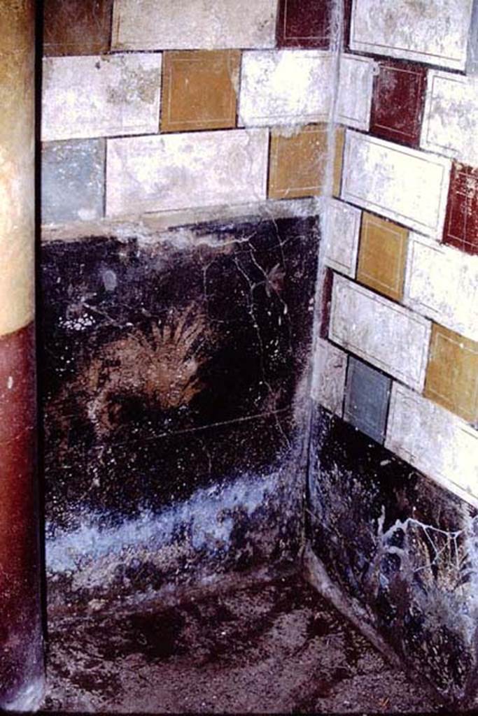 III.2.1 Pompeii, 1968. Room 20, north-east corner.  Photo by Stanley A. Jashemski.
Source: The Wilhelmina and Stanley A. Jashemski archive in the University of Maryland Library, Special Collections (See collection page) and made available under the Creative Commons Attribution-Non Commercial License v.4. See Licence and use details.
J68f0378
