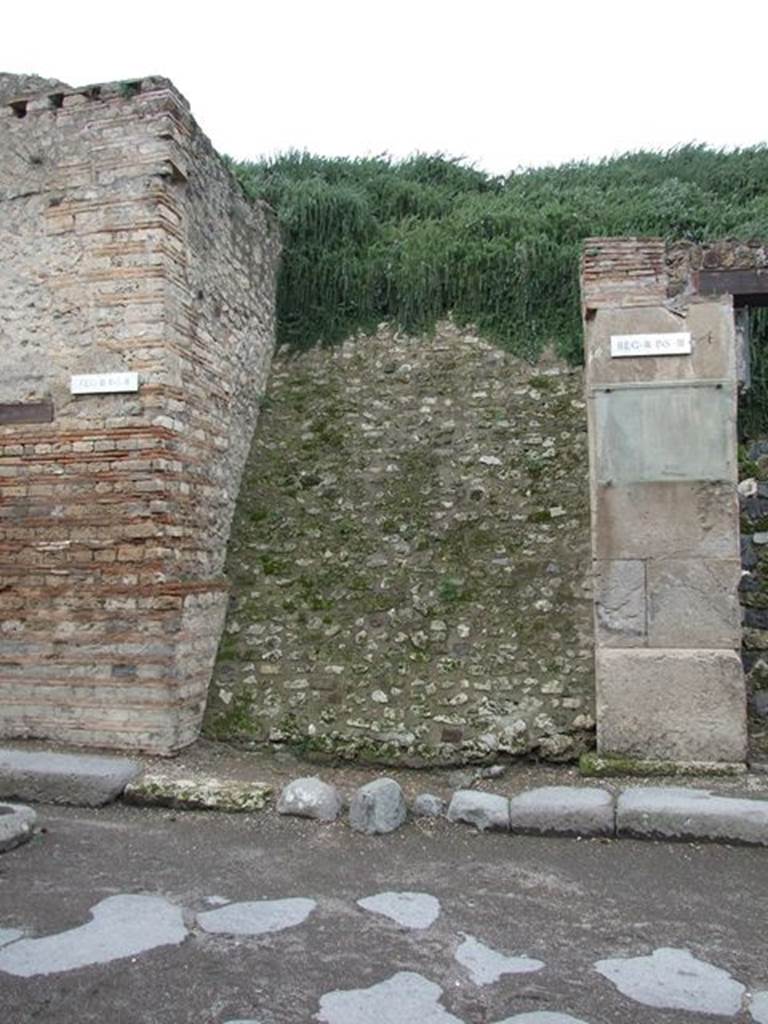 III.2 Pompeii. December 2006. Blocked roadway. III.3.1, on right.