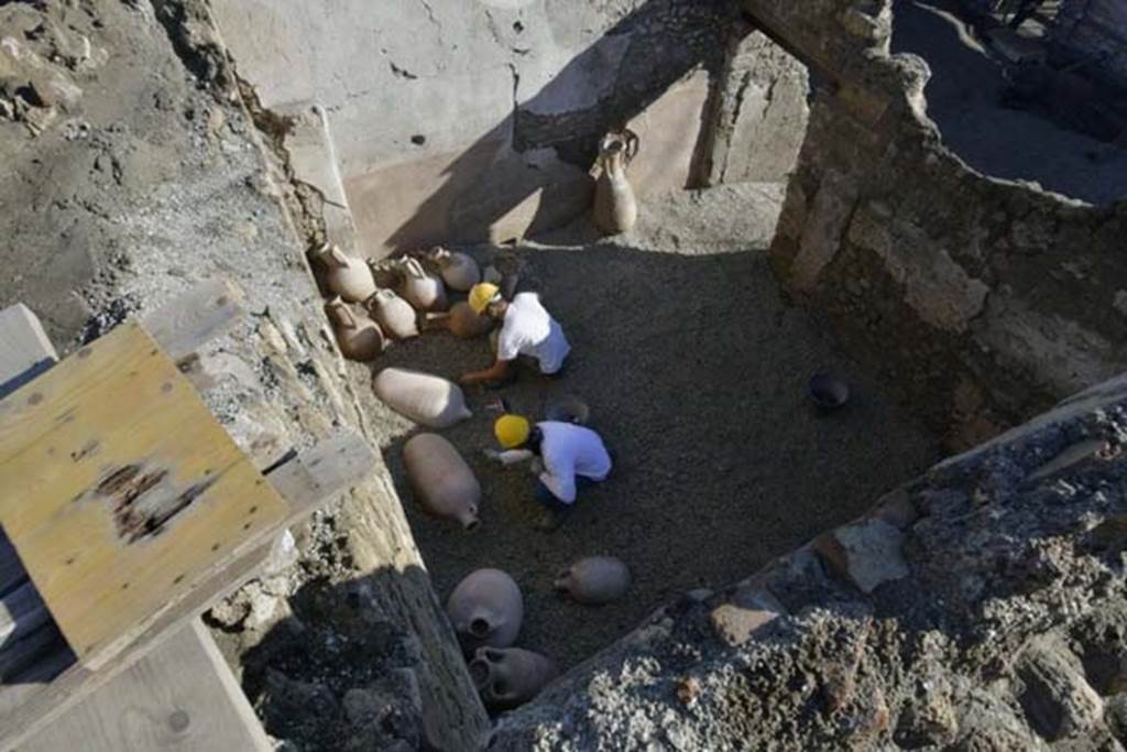 III.3.6 Pompeii. December 2017. Room in north-east corner at rear under excavation. Photo © Parco Archeologico di Pompei.