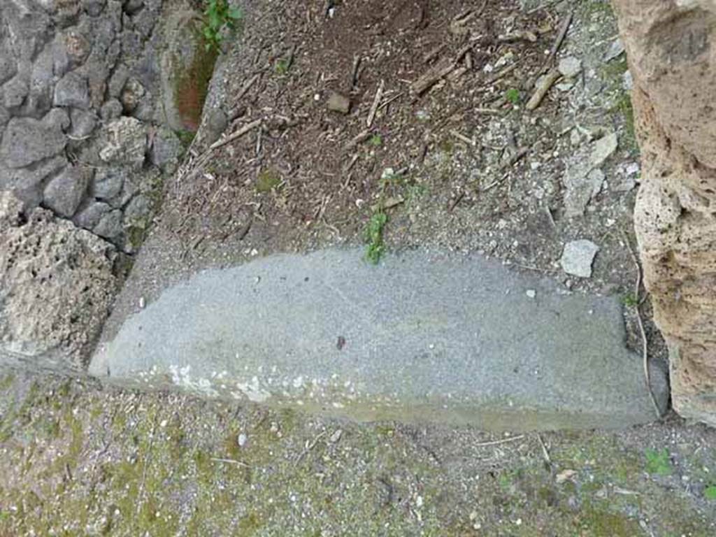 III.8.7 Pompeii. May 2010. Threshold or sill.