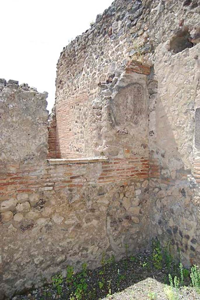 V.1.1 Pompeii. May 2013. Window in west wall of second rear room on north side of bar-room, looking into first rear room. Photo courtesy of Paula Lock.