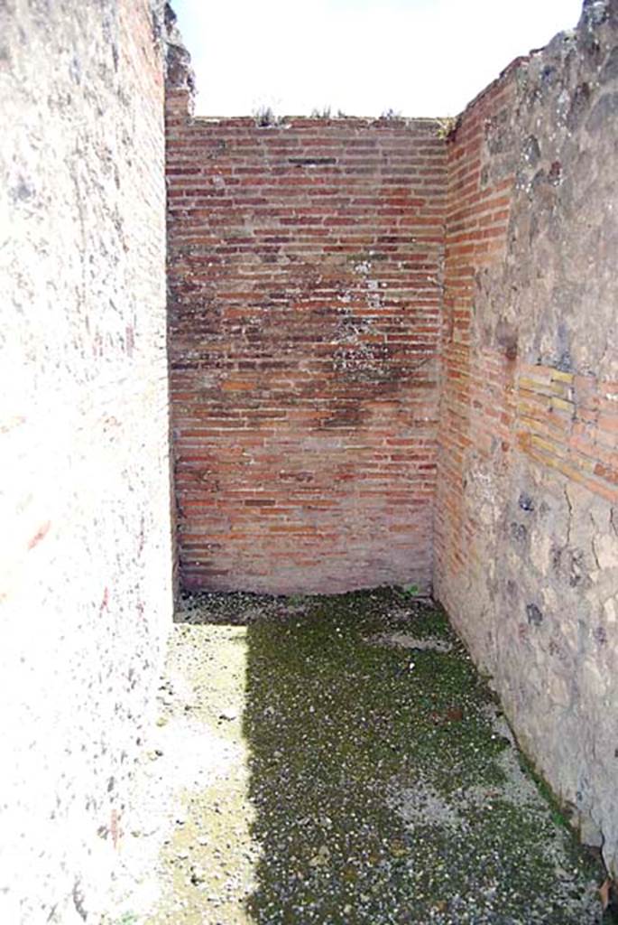 V.1.1 Pompeii. May 2013. Looking south from doorway of rear side room in north-east corner of bar-room. Photo courtesy of Paula Lock.