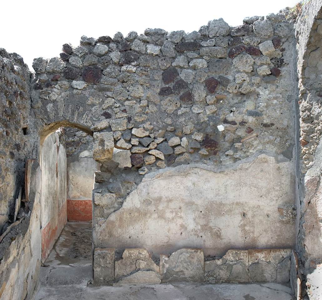 V.1.7 Pompeii. c.2005-7. 
Room 20, looking towards north wall. Photo by Hans Thorwid. 
Photo courtesy of the Swedish Pompeii Project.