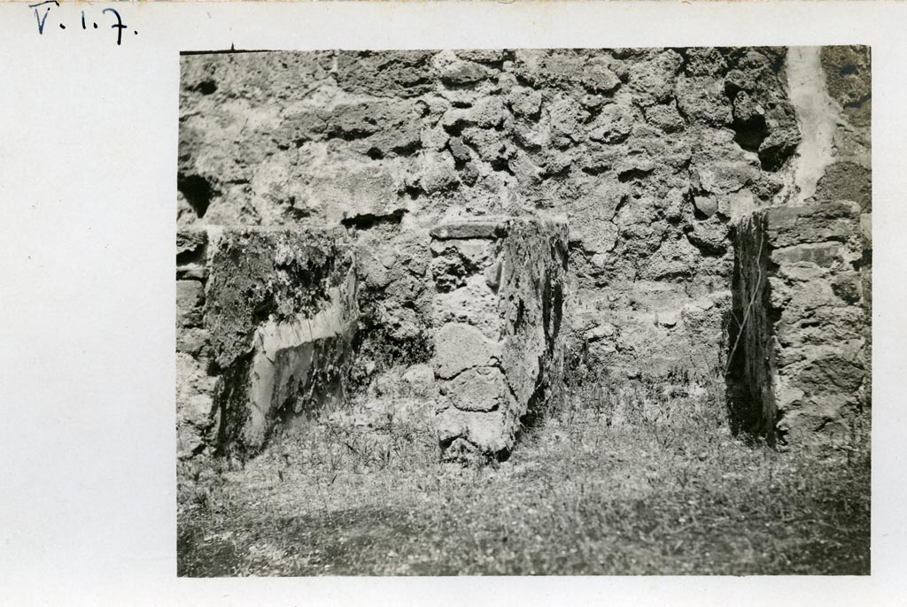 Mystery photo. V.1.7 Pompeii, according to Warsher. Pre-1937-1939. We would like to think this is from -
Room “f”, lower room on west side of peristyle, reached by small ramp at rear from room “i”. 
Structure against east wall in cellar under the triclinium.
Photo courtesy of American Academy in Rome, Photographic Archive. Warsher collection no. 008.
If anyone agrees or would like to disagree with a different location, we would be pleased to hear from you.