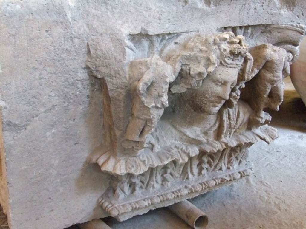 V.1.7 Pompeii. Entrance capital. Now in storage at VII.7.29 Forum granary market.