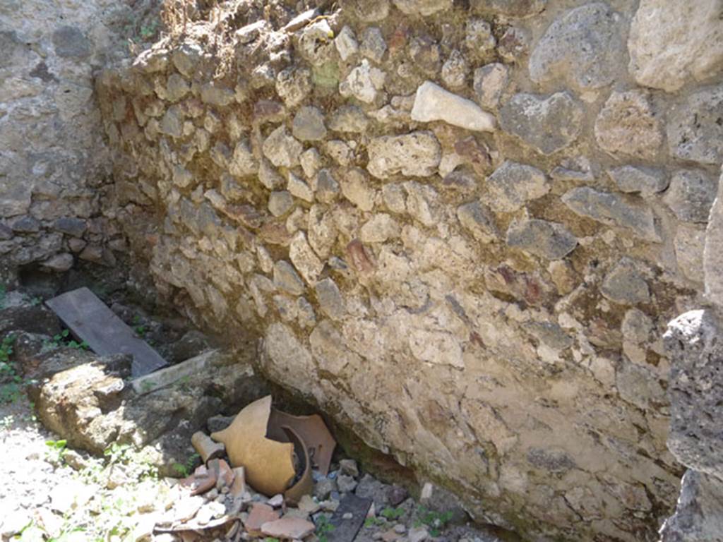 V.1.15 Pompeii. July 2008. Looking towards west wall in kitchen/latrine, in south-east corner of bakery. Photo courtesy of Jared Benton.