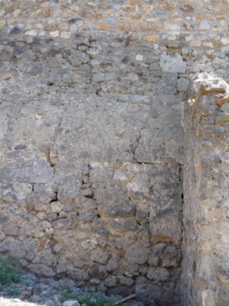 V.1.15 Pompeii. July 2008. Looking towards south-west corner. Photo courtesy of Jared Benton.