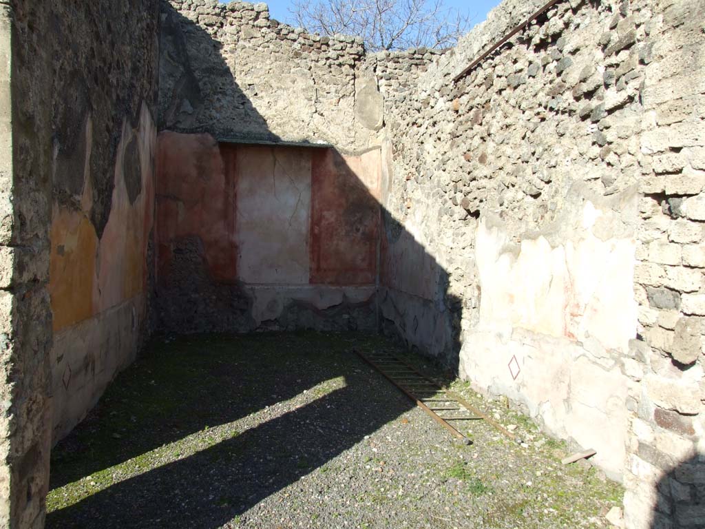 V.1.18 Pompeii. December 2007. 
Oecus “p” on north side of peristyle “i”. On the east (right) wall was a painting of Polyphemus and Galatea.
See Schefold, K., 1957. Die Wände Pompejis. Berlin: De Gruyter. p. 65.