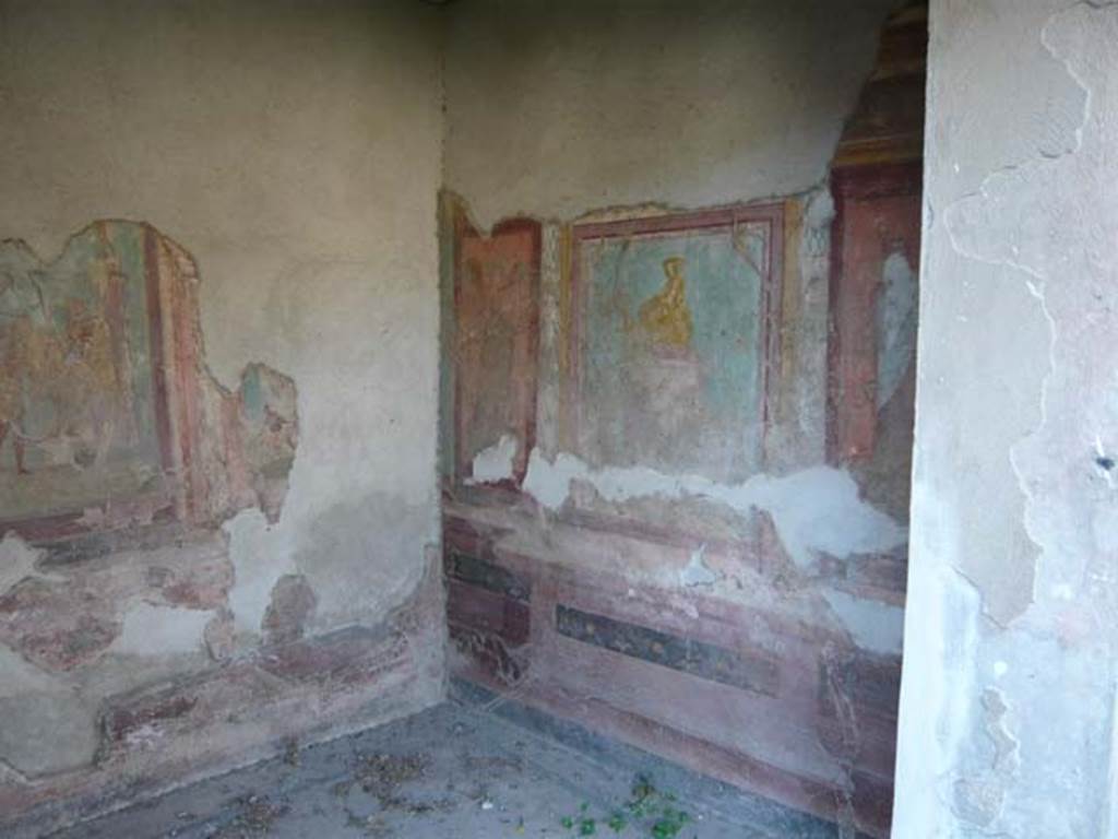 V.1.18 Pompeii. May 2012. Looking towards north-east corner of exedra “y”.  
Photo courtesy of Buzz Ferebee.