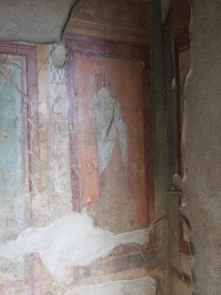 V.1.18 Pompeii. March 2009. East wall of exedra “y”, at south end.  
Wall painting of a draped figure possibly a muse who may have held a globe.
See Leach, E.W., 2004. The Social Life of Painting in Ancient Rome and on the Bay of Naples. Cambridge UK: Cambridge UP. (p.135).