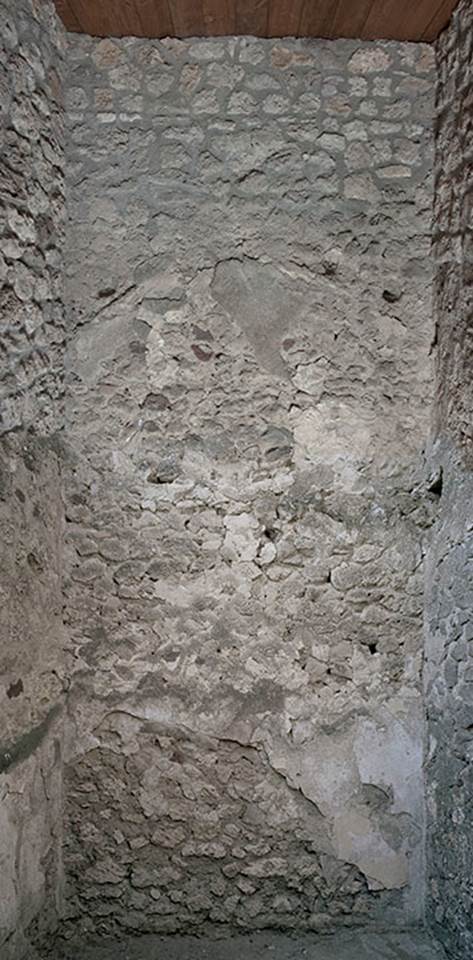 V.1.18 Pompeii. 2012. Room “c”. Photo by Hans Thorwid.
“North wall in 2012. 
Restored parts of the wall photographed and merge with the lower part and floor line of earlier photos from 2005-07.”
Photo and words courtesy of The Swedish Pompeii Project.