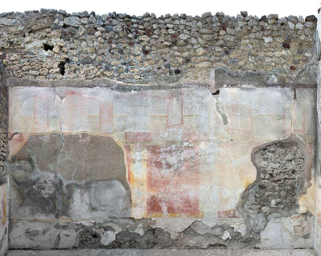 V.1.23 Pompeii.c.2005-07. Room “k”, north wall of triclinium. Photo by Hans Thorwid.
Photo courtesy of the Swedish Pompeii Project.
