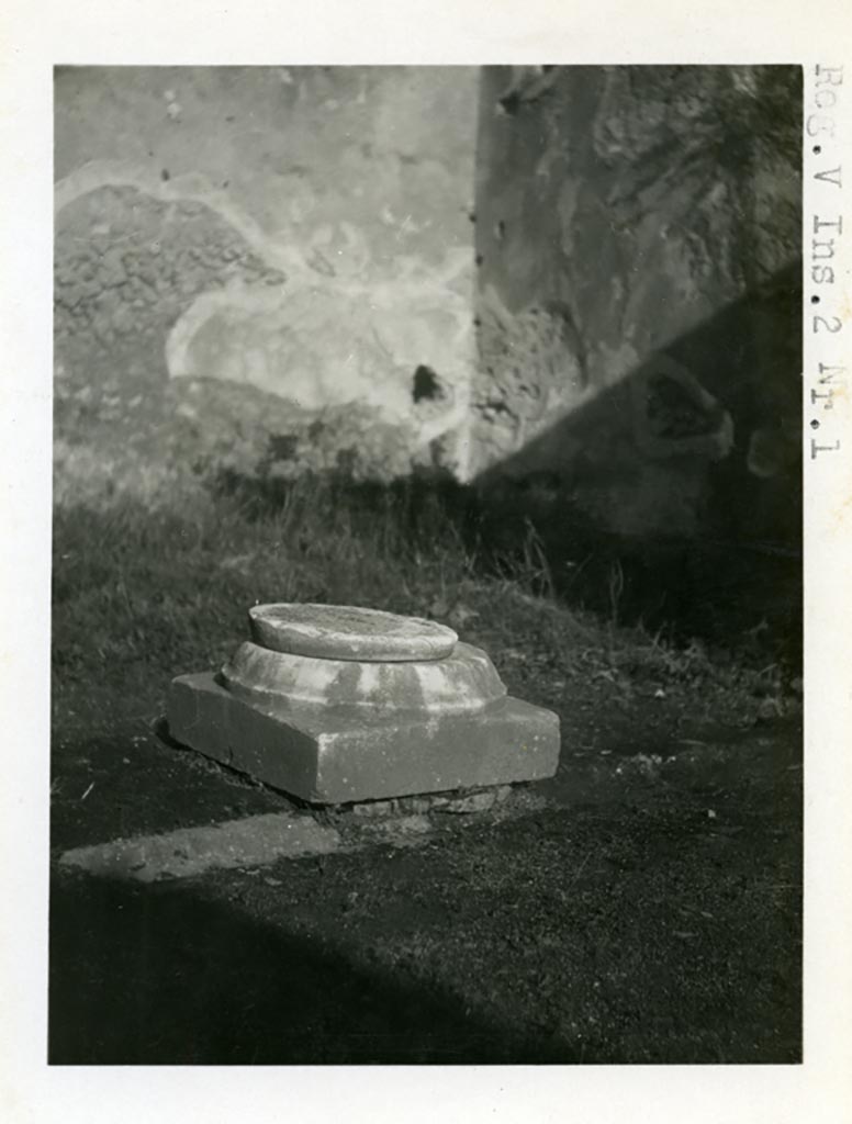 V.2.1 Pompeii. Pre-1937-39. Garden area.
Photo courtesy of American Academy in Rome, Photographic Archive. Warsher collection no. 1037