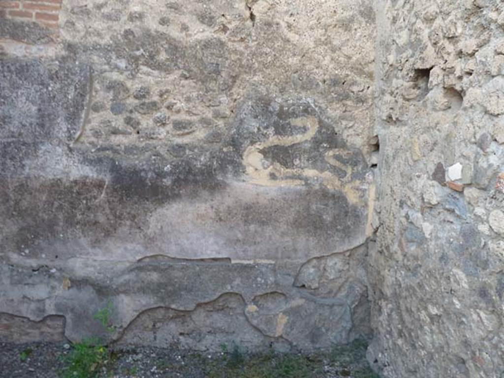 V.2.1 Pompeii. September 2015. North-west corner of room on west side.