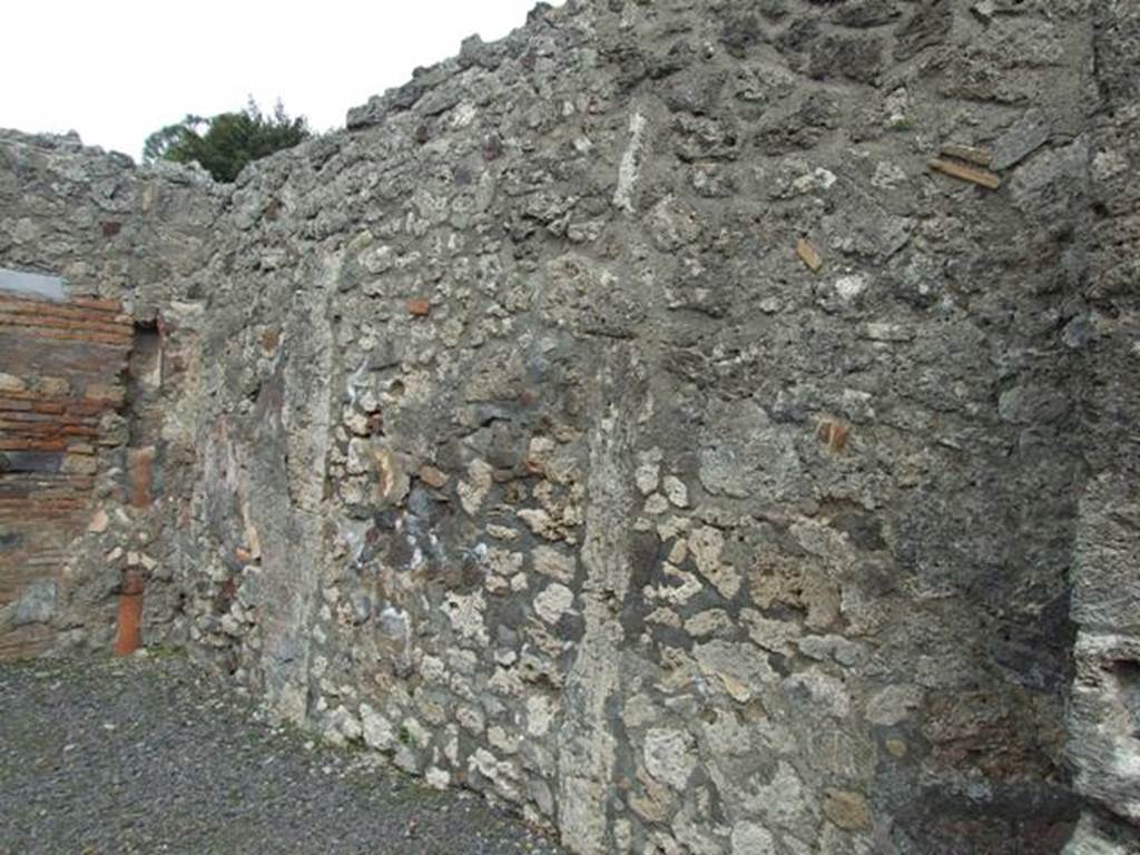 V.2.8 Pompeii. March 2009.  East wall of shop.