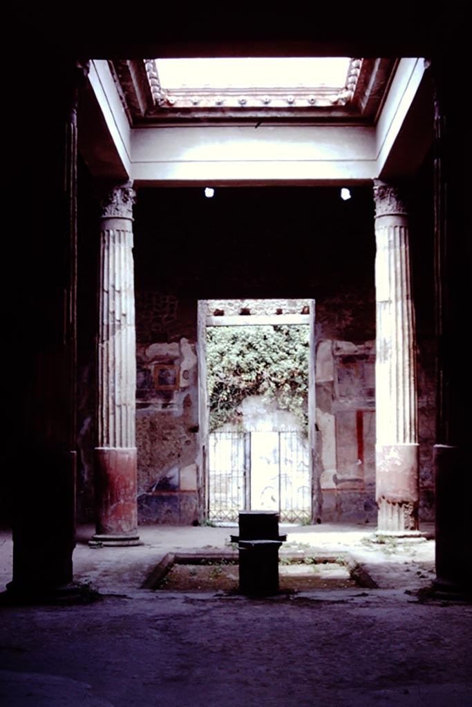 V.2.i Pompeii. 1968. 
Room 1, looking north across atrium with compluvium. Photo by Stanley A. Jashemski.
Source: The Wilhelmina and Stanley A. Jashemski archive in the University of Maryland Library, Special Collections (See collection page) and made available under the Creative Commons Attribution-Non-Commercial License v.4. See Licence and use details.
J68f1598