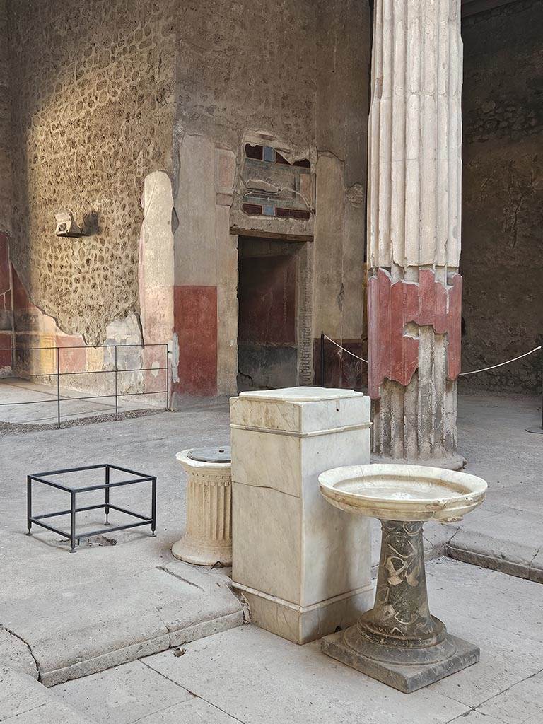 V.2.i Pompeii. November 2024.
Room 1, atrium, looking south-west across south end of impluvium. Photo courtesy of Annette Haug.