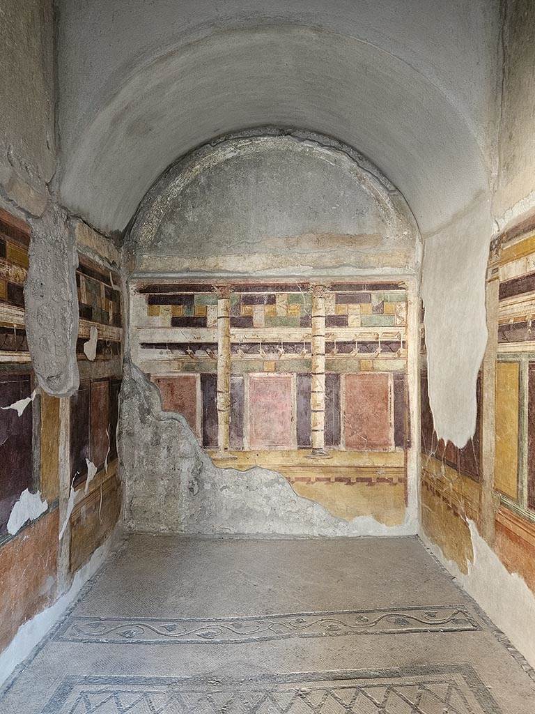 V.2.i Pompeii. November 2024.
Room 20, looking south across bedroom or small dining room. Photo courtesy of Annette Haug.