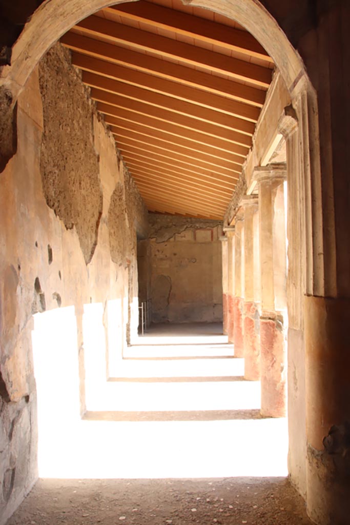 V.2.i Pompeii. October 2023. 
East portico of peristyle 23, looking south from north-east corner. Photo courtesy of Klaus Heese.