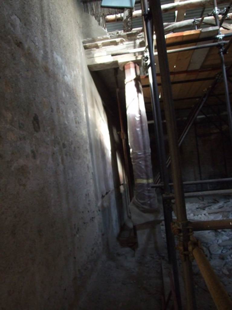 V.2.i Pompeii.  Room 21.  Corinthian Oecus.  Under restoration in December 2007.
