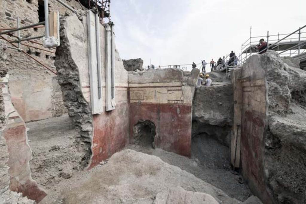 V.2.15 Pompeii. June 2018. Room A10 visible through hole in north wall of room A6 during 2018 excavations.
Photograph © Parco Archeologico di Pompei.