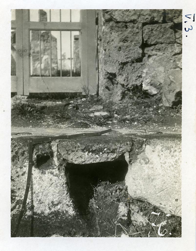 V.3.7 Pompeii. Pre-1937-39. Detail of drainage under pavement on north side of Via di Nola.
Photo courtesy of American Academy in Rome, Photographic Archive. Warsher collection no. 076.
