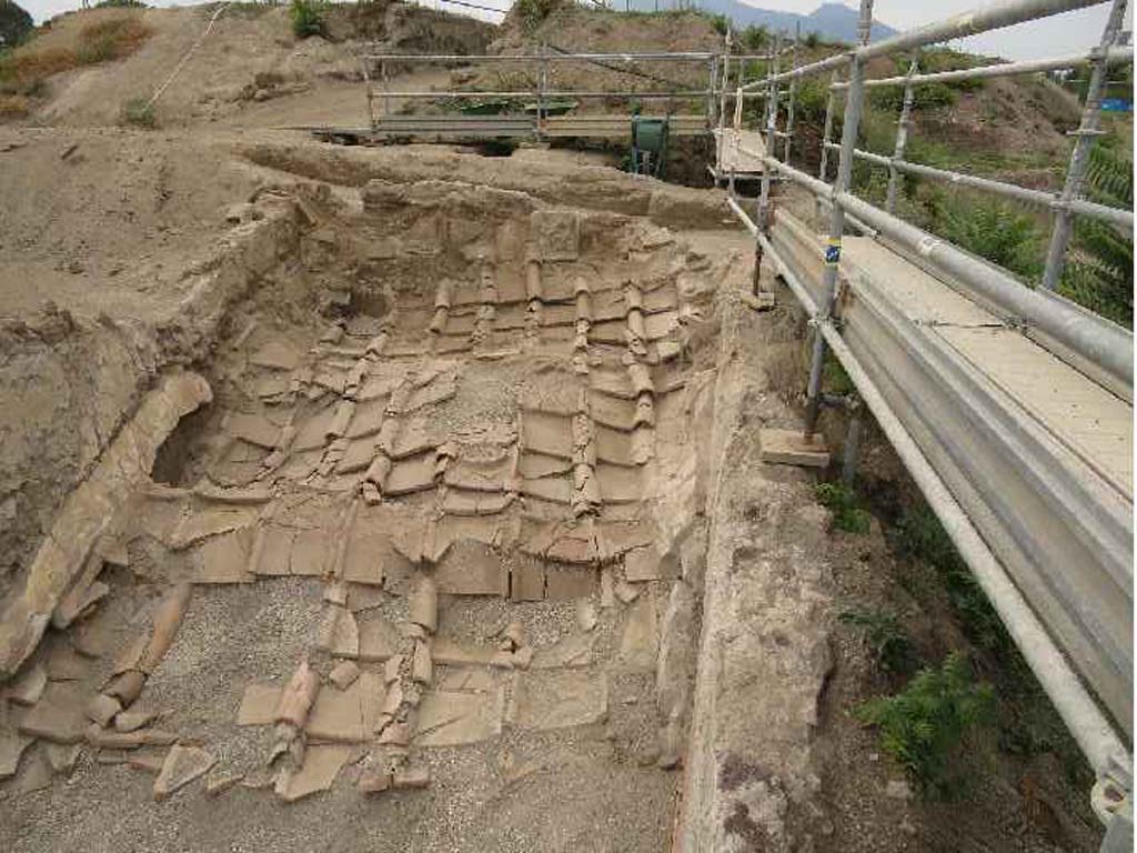 V.3 Pompeii. Casa del Giardino. June 2018. Ambiente 6, room with collapsed roof. 
Ambiente 6, camera con tetto in crollo.
Photograph © Parco Archeologico di Pompei.