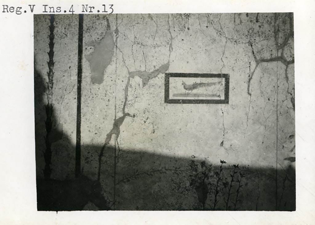 V.4.13 Pompeii. Pre-1937-39. Triclinium “S”, east wall.
Photo courtesy of American Academy in Rome, Photographic Archive. Warsher collection no. 682 
According to Sogliano –
in the central square of the east wall a rectangular panel contained a peacock between two plants, one of which he was pecking at.
See Notizie degli Scavi di Antichità, 1905, (p.96).
