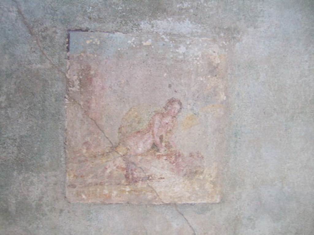 V.4.a Pompeii. May 2006. Wall painting of Pyramus and Thisbe, from west wall of summer triclinium.  See Nappo, S., 1998. Pompeii: Guide to the lost City. London: Weidenfield and Nicolson. (p. 126).