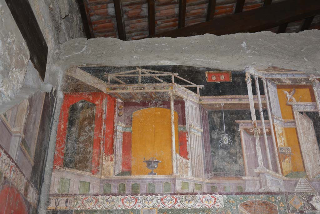 V.4.a Pompeii. March 2018. Room ‘h’, upper south wall in south-east corner.
Foto Annette Haug, ERC Grant 681269 DÉCOR.