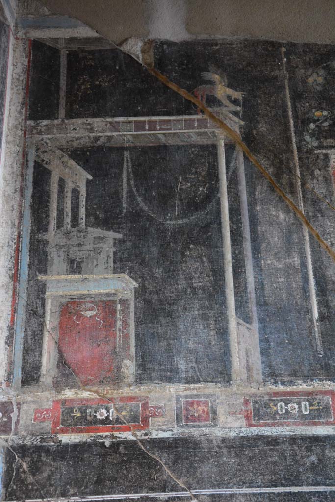 V.4.a Pompeii. March 2018. Room ‘g’, detail from upper east wall at north end. 
Foto Annette Haug, ERC Grant 681269 DÉCOR.