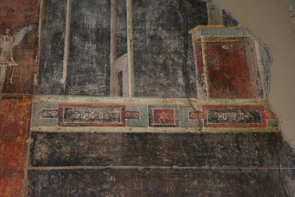 V.4.a Pompeii. March 2018. Room ‘g’, detail from upper east wall at south end. 
Foto Annette Haug, ERC Grant 681269 DÉCOR.