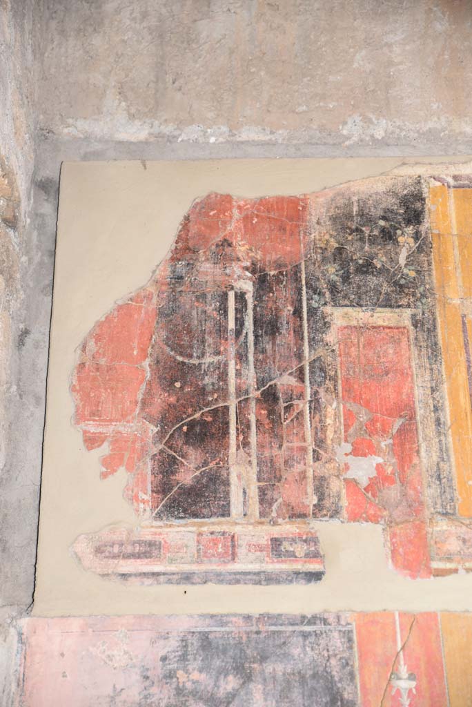 V.4.a Pompeii. March 2018. Room ‘g’, detail from upper west wall at south end.
Foto Annette Haug, ERC Grant 681269 DÉCOR.