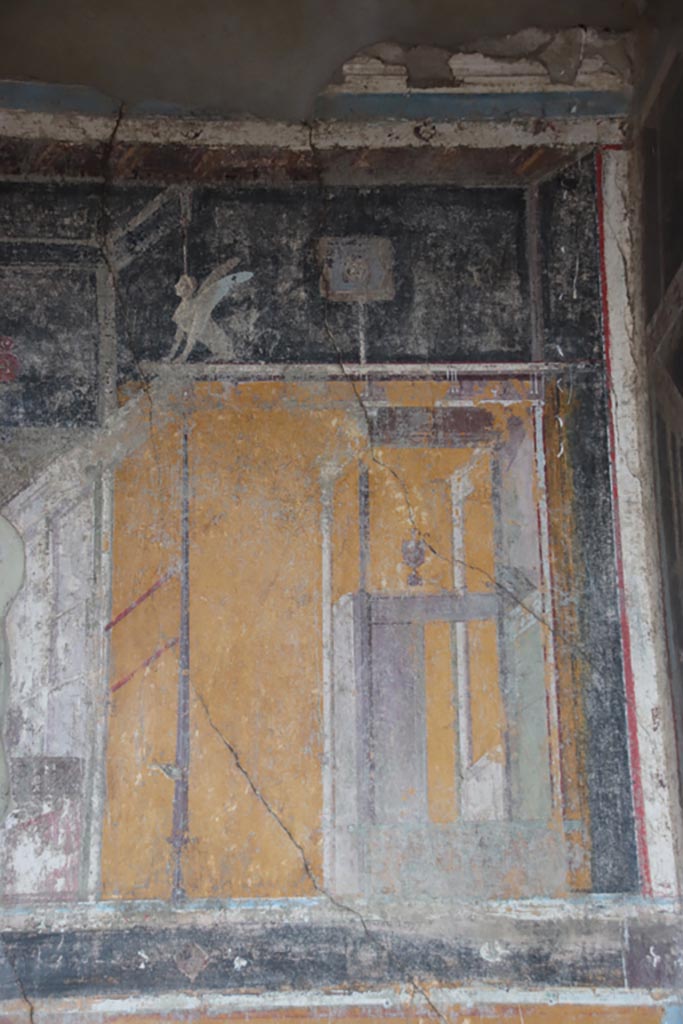 V.4.a Pompeii. October 2023. 
Room ‘g’, upper north wall in north-east corner. Photo courtesy of Klaus Heese.
