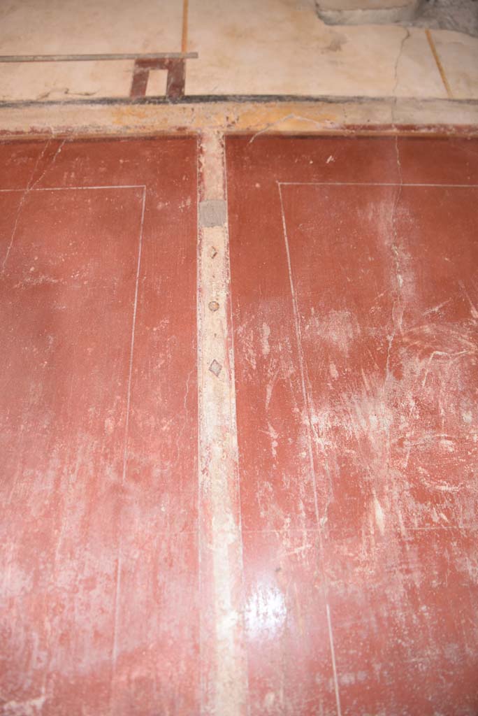 V.4.a Pompeii. March 2018. North wall of entrance corridor/fauces, towards east end. 
Foto Annette Haug, ERC Grant 681269 DÉCOR