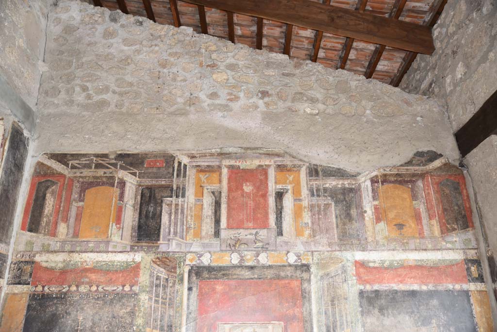V.4.a Pompeii. March 2018. Room ‘h’, upper north wall.
Foto Annette Haug, ERC Grant 681269 DÉCOR.