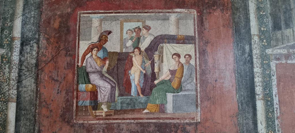 V.4.a Pompeii. January 2023. 
Room ‘h’, central wall painting on north wall, the wedding of Mars and Venus. Photo courtesy of Miriam Colomer.