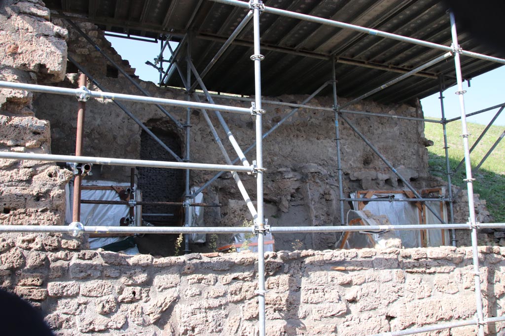 V.7.1 Pompeii. October 2023. Looking towards north wall. Photo courtesy of Klaus Heese.