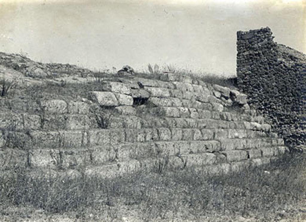 VI.1.1 Pompeii. 1890-1900. Public steps to the walls.
Photo courtesy of British School at Rome Digital Collections.
See http://www.bsrdigitalcollections.it/details.aspx?ID=14254&ST=SS