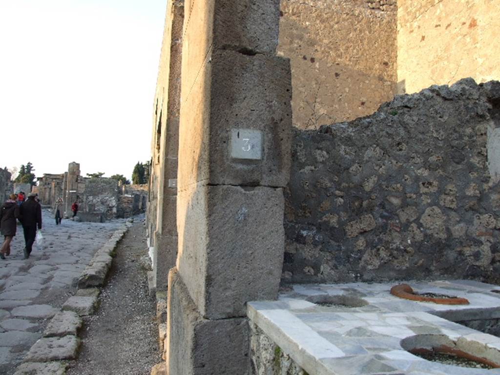 VI.2.1 Pompeii.  December 2006.  North side of entrance, with wrong number attached.