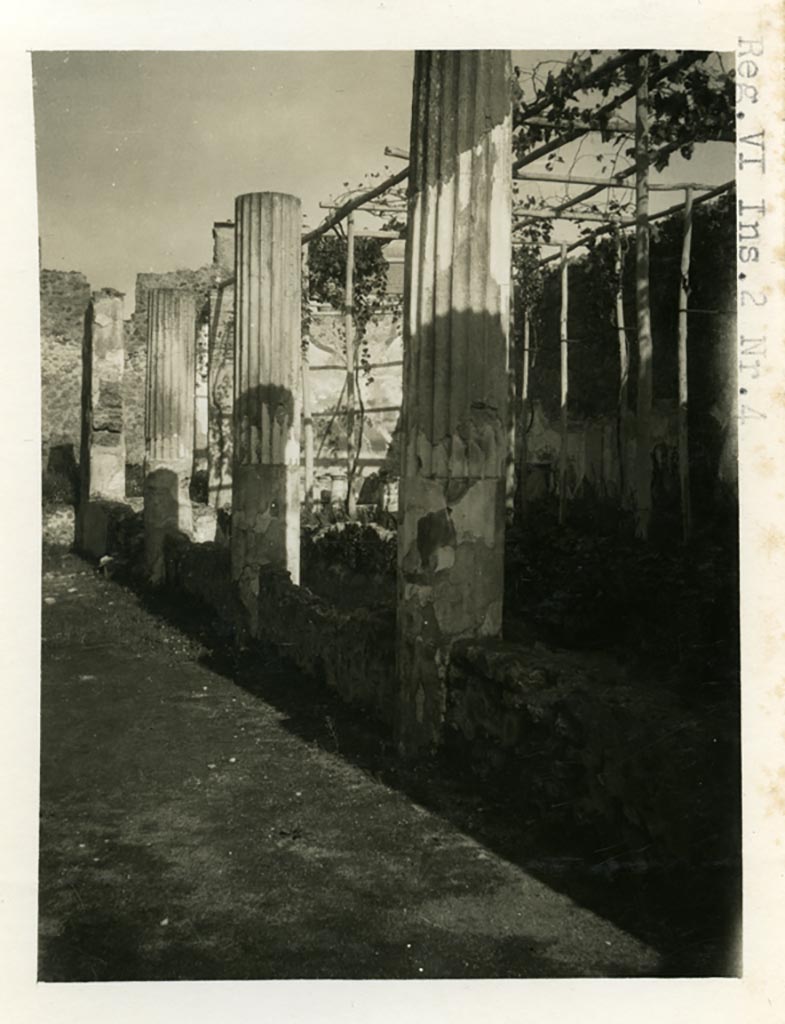 VI.2.4 Pompeii. Pre-1937-39. Looking north across portico and garden towards summer triclinium.
Photo courtesy of American Academy in Rome, Photographic Archive. Warsher collection no. 1396.