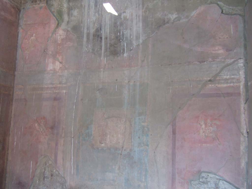 VI.2.14 Pompeii. September 2005. Painted north wall of triclinium.