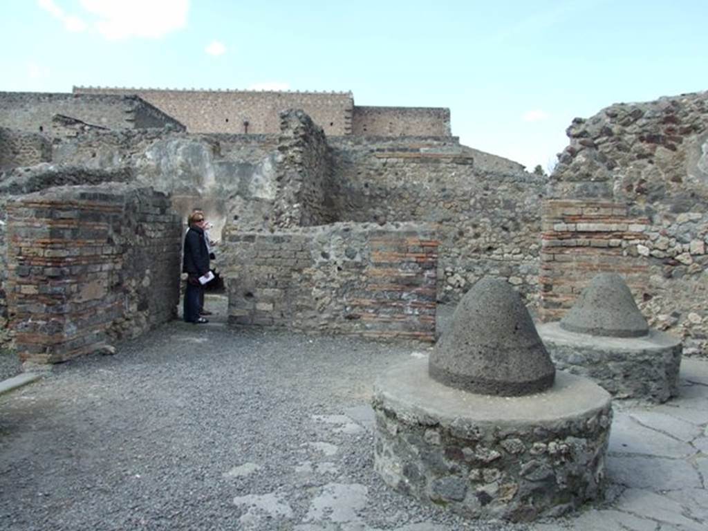 VI.3.3 Pompeii.  March 2009.  Room 7. Looking north towards doorway to room 8, and doorway of stable at VI.3.28