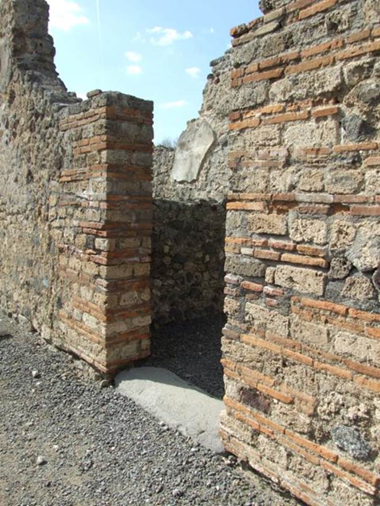 VI.3.3 Pompeii.  March 2009.  Doorway to Room 10, Cubiculum.
