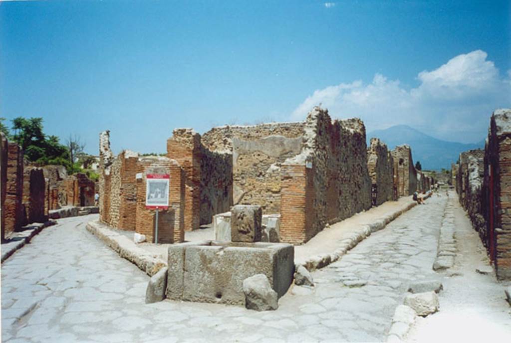 VI.3.20 Pompeii. 1999. Looking north towards entrance doorway. 
Photo courtesy of Rick Bauer.