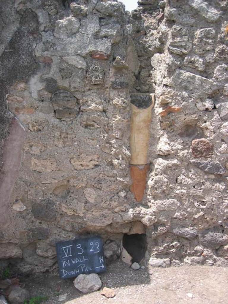 VI.3.24 Pompeii. July 2008. Downpipe in rear room. Photo courtesy of Barry Hobson.