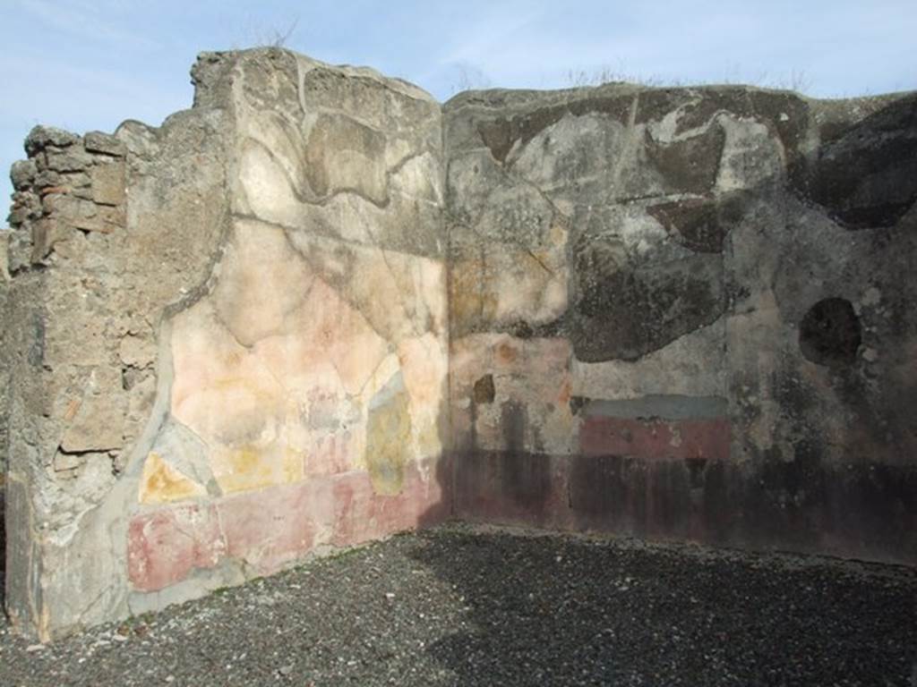 VI.5.3 Pompeii. December 2007. Room 6, north and east walls of tablinum.