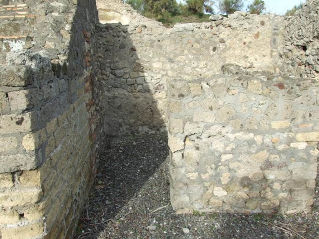 VI.5.3 Pompeii. December 2007. Room 17, looking north through doorway into a stall.